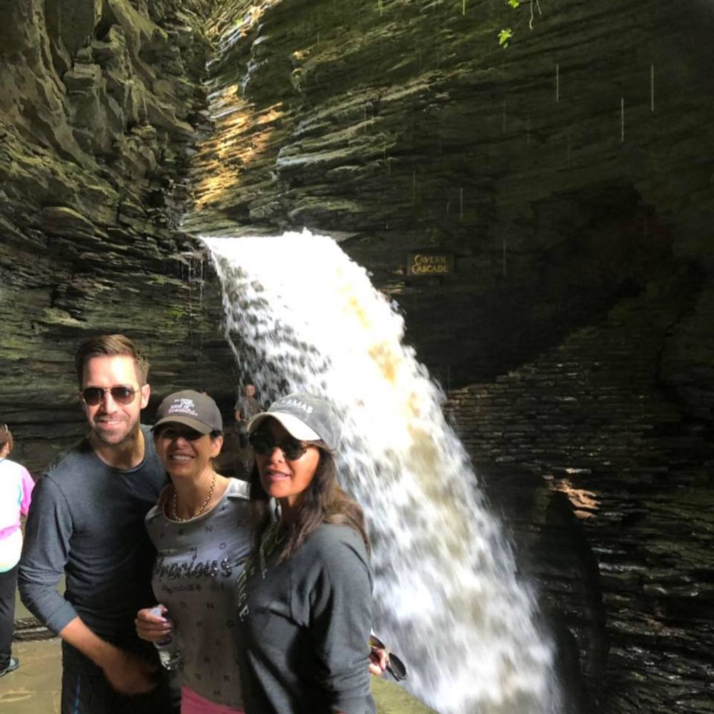 Meet your Posher, Robin